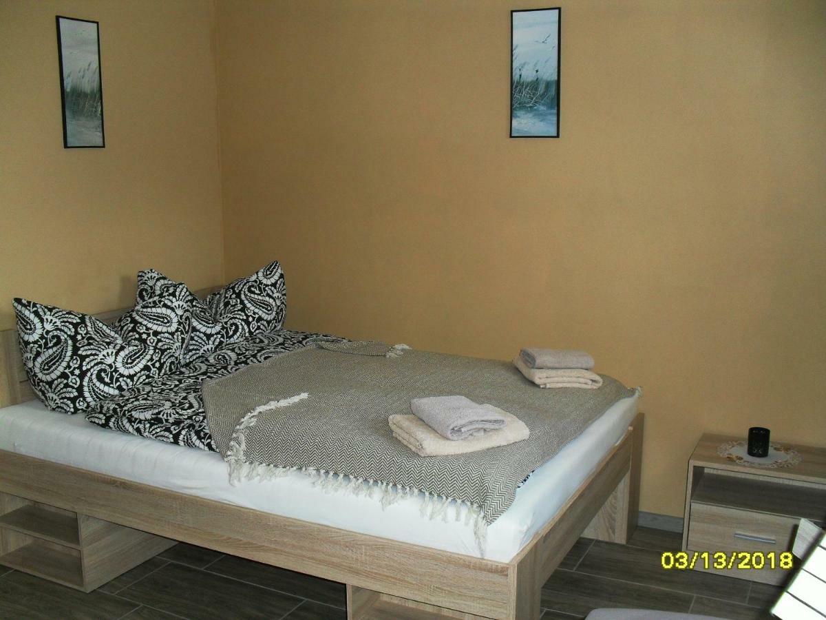 Pokoje Goscinne Ostoja Mirsk Exterior foto